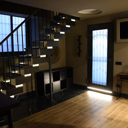 Rebecca House Suites Katanya Dış mekan fotoğraf